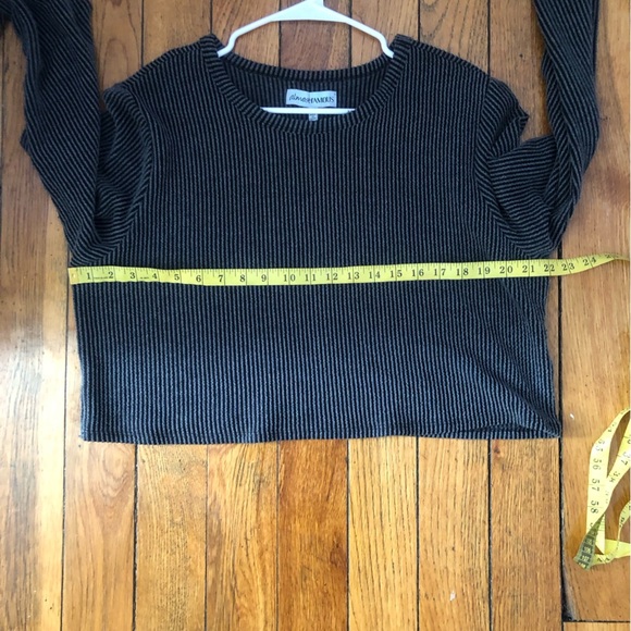 Black Ribbed Sweater - Picture 5 of 5